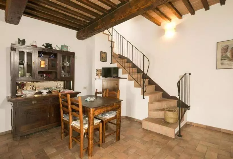Hotelli Agriturismo Fattoria Di Statiano