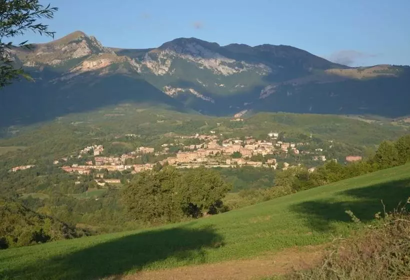 ホテル Agriturismo Spa Serpanera