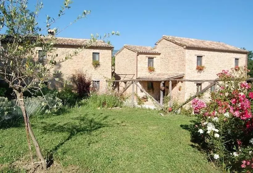 ホテル Agriturismo Spa Serpanera
