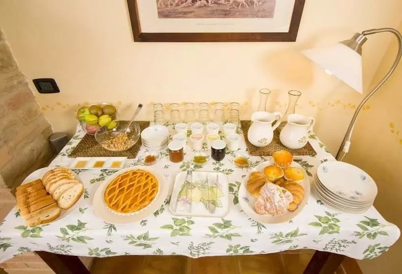 ホテル Agriturismo Spa Serpanera