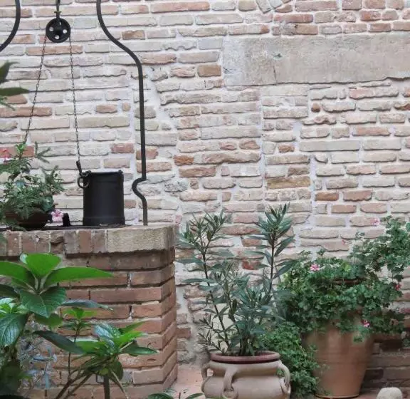 ホテル Agriturismo Spa Serpanera