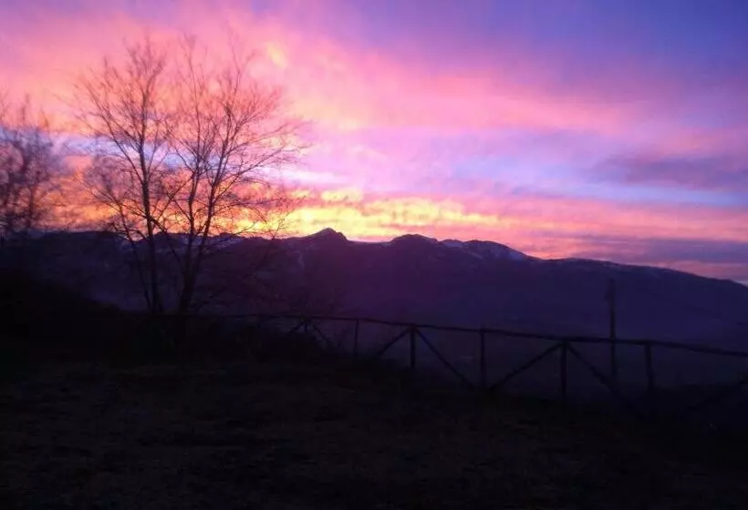 ホテル Agriturismo Spa Serpanera
