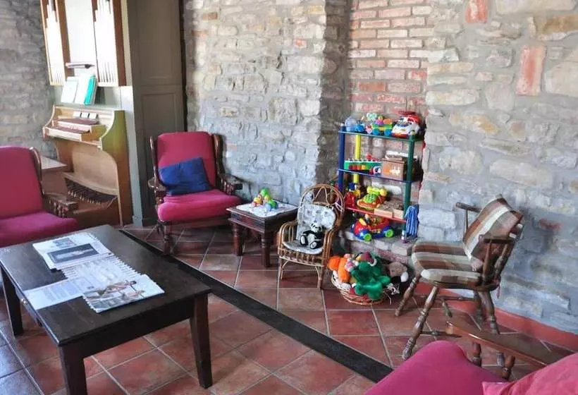 Hotelli Agriturismo Tenuta Antica