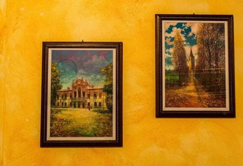 Hotelli Agriturismo Tre Rondini