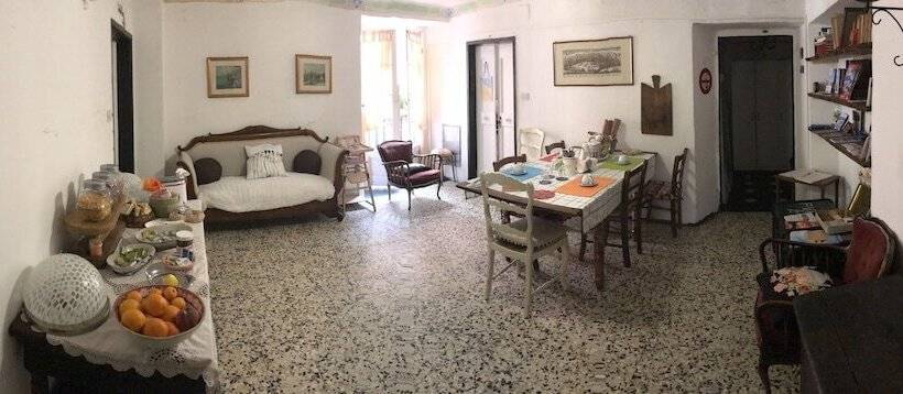 پانسیون Affittacamere La Città Vecchia