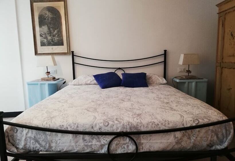 پانسیون Affittacamere La Città Vecchia