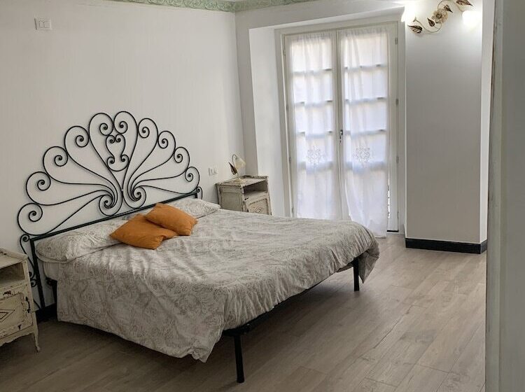 پانسیون Affittacamere La Città Vecchia