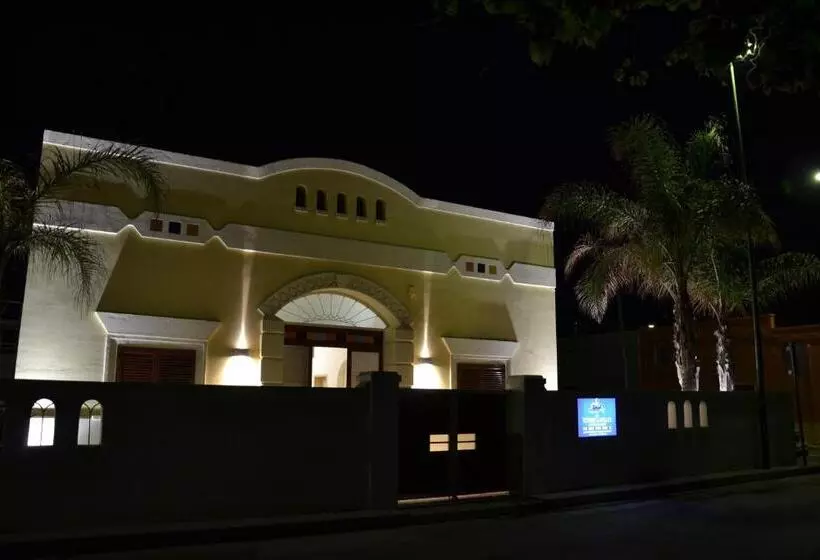 Majatalo Affittacamere Torre Lapillo