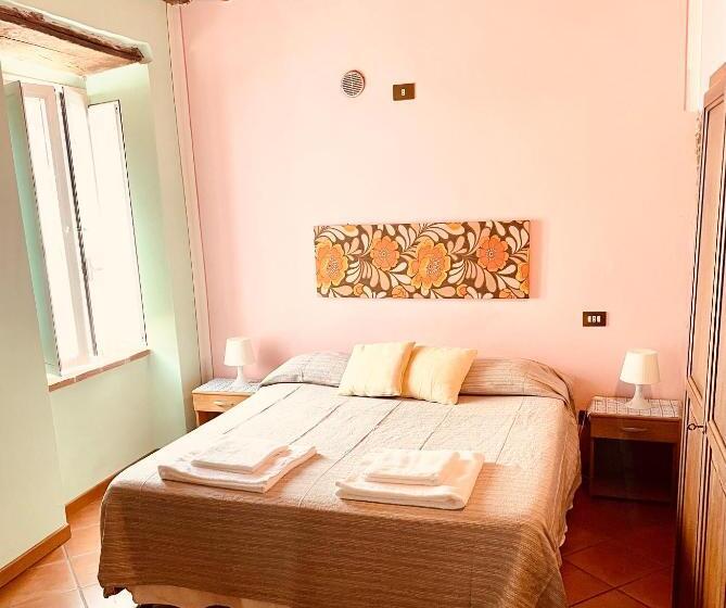 Pansiyon In Castello