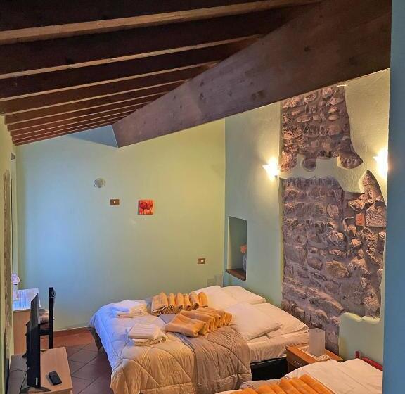 Pansiyon In Castello