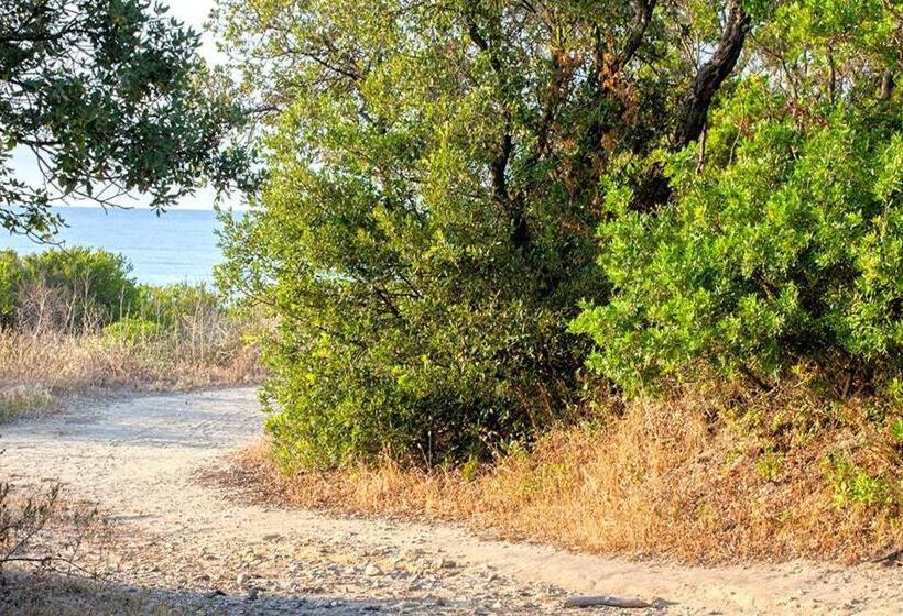 Курорт Bagheera Village Naturiste