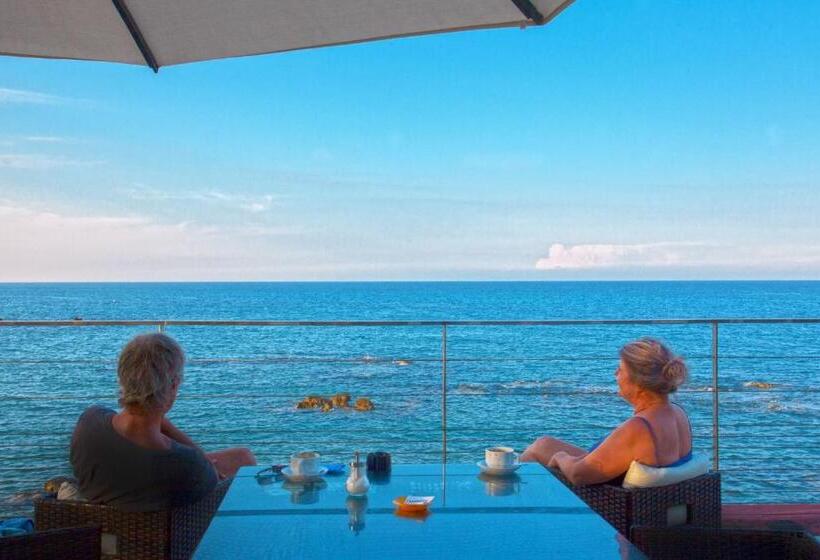 Курорт Bagheera Village Naturiste