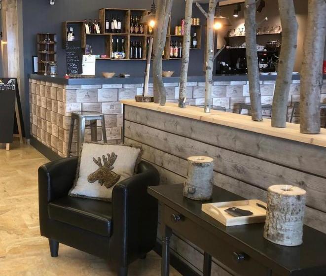 هتل L'oree Du Bois