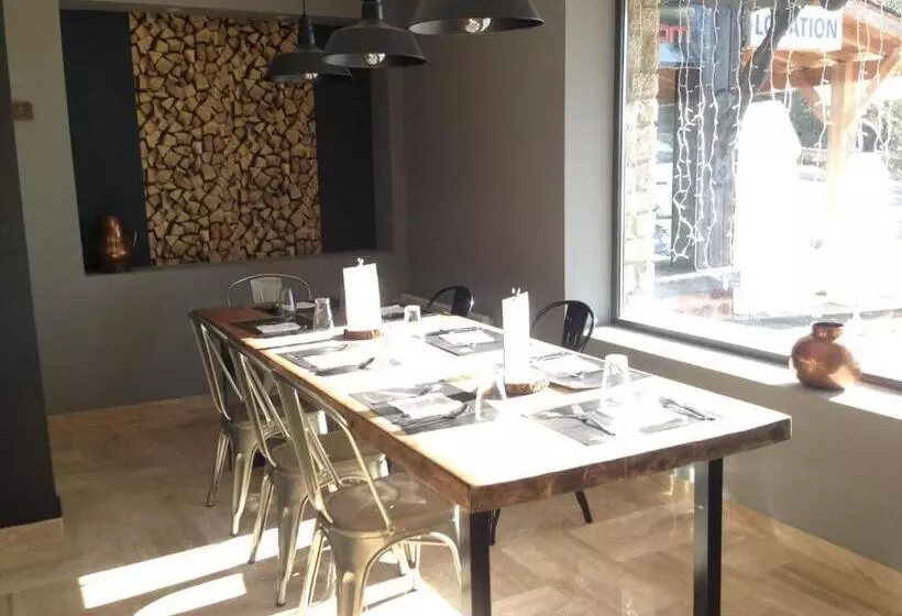 Hotelli L'oree Du Bois