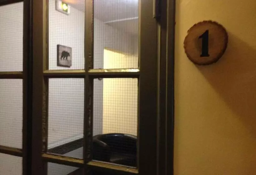 Hotelli L'oree Du Bois