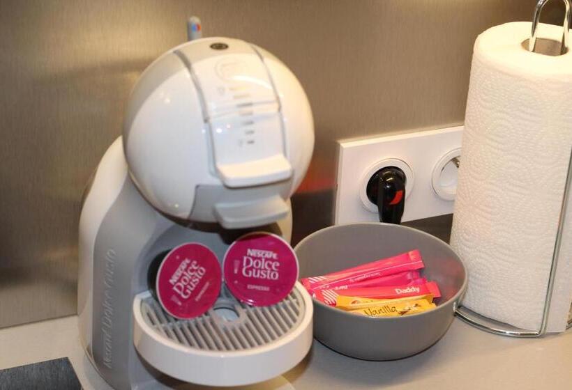 Lockia Appart Hôtels Automatiques   Nantes Centre