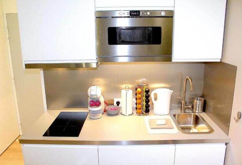 Lockia Appart Hôtels Automatiques   Nantes Centre