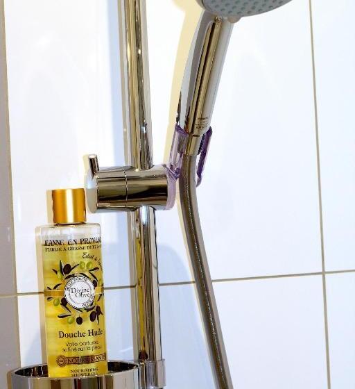 Lockia Appart Hôtels Automatiques   Nantes Centre