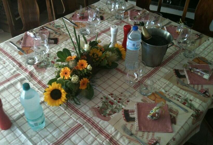 膳宿费 Chambres D Hôtes La Table De Fred