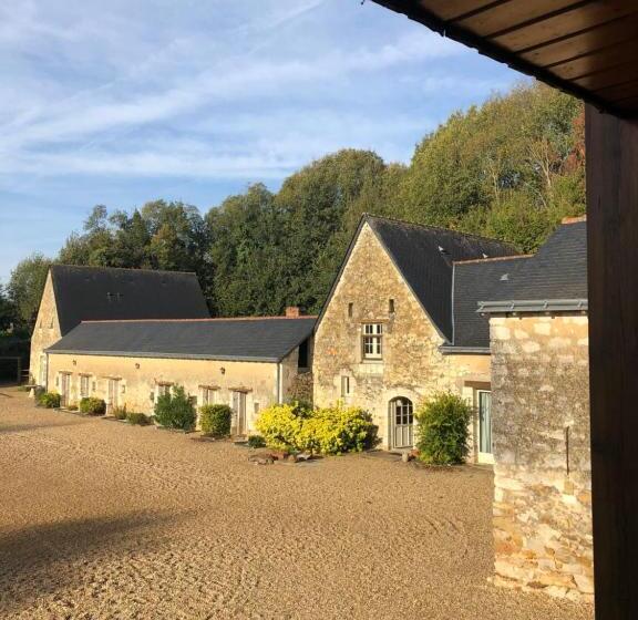 بنسيون Logis De Poëllier