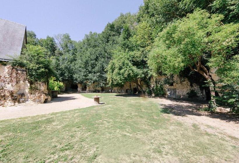 بنسيون Logis De Poëllier