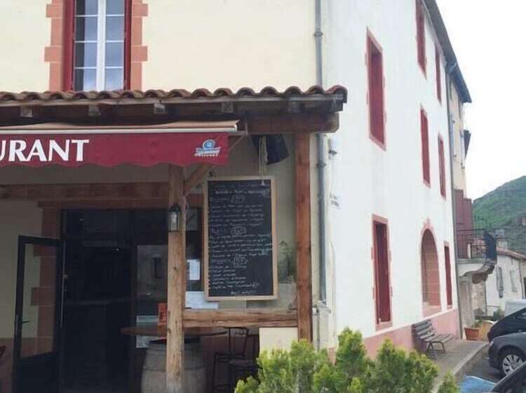 ユースホステル Auberge De Saint Rome