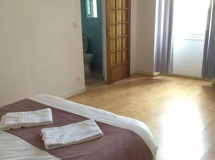 Auberge De Saint Rome