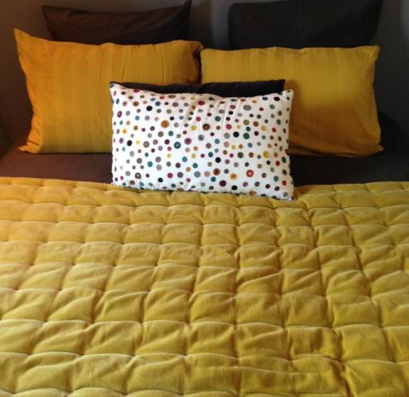 פנסיון Idées Déco At Home