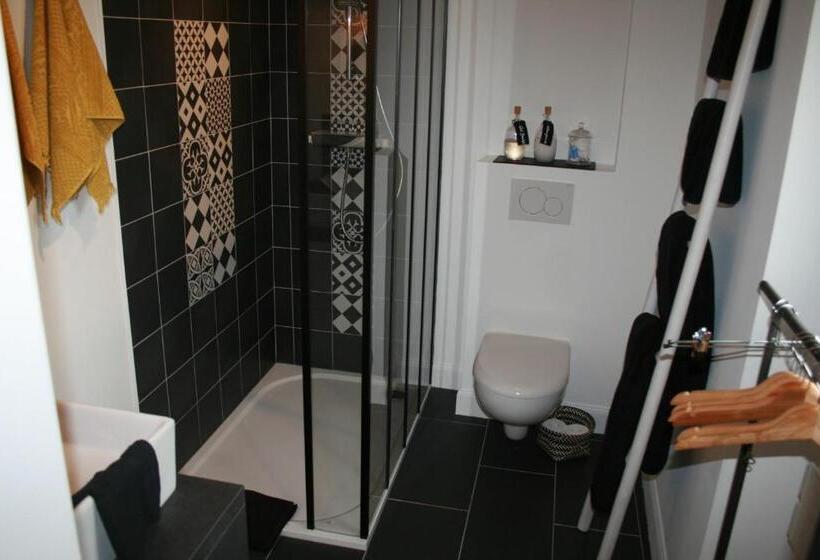 פנסיון Idées Déco At Home