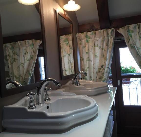 پانسیون L Escale De Camille