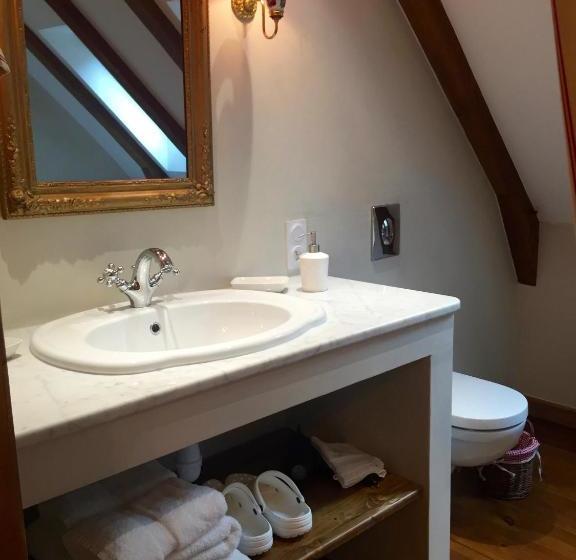 پانسیون L Escale De Camille