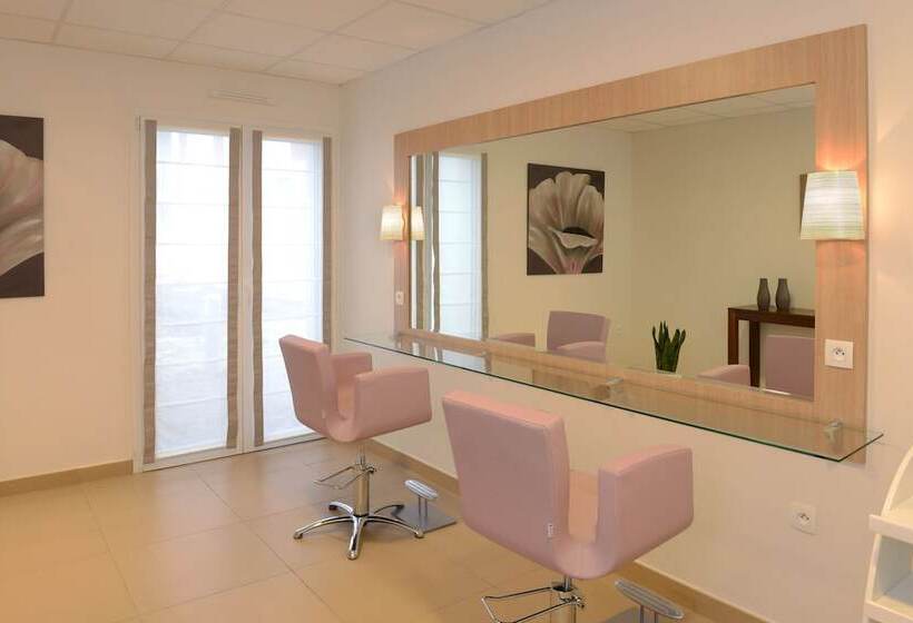 Domitys Le Parc De Saint Cloud