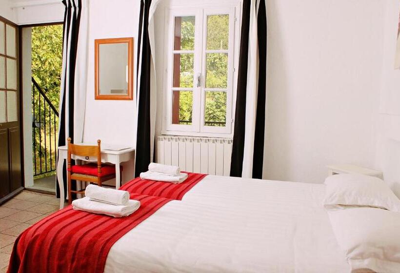 בית מלון כפרי Auberge Le Romarin