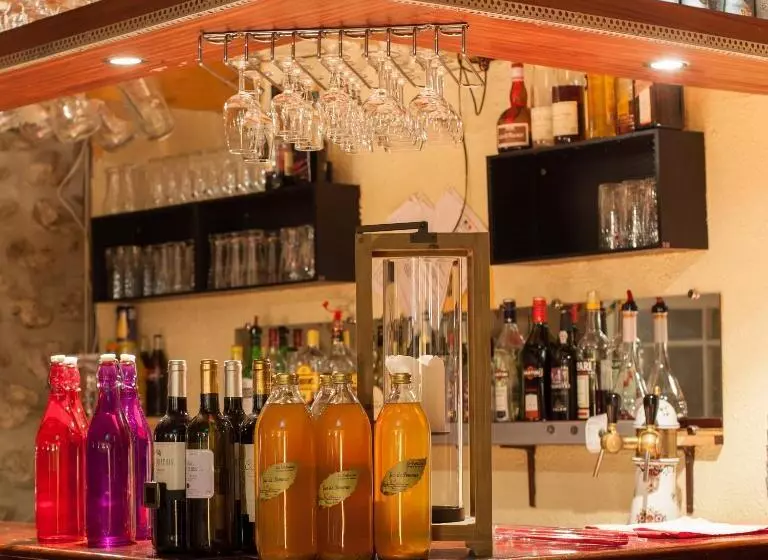 Hotelli Auberge Le Romarin