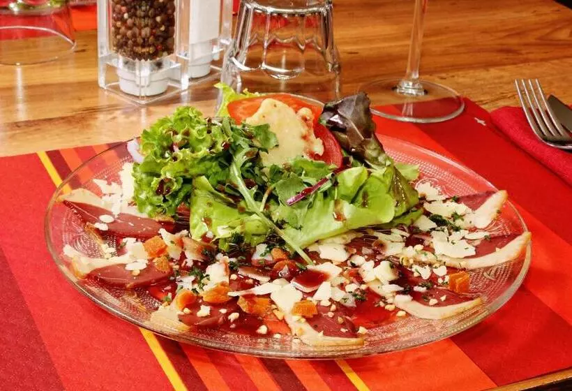 Hotelli Auberge Le Romarin