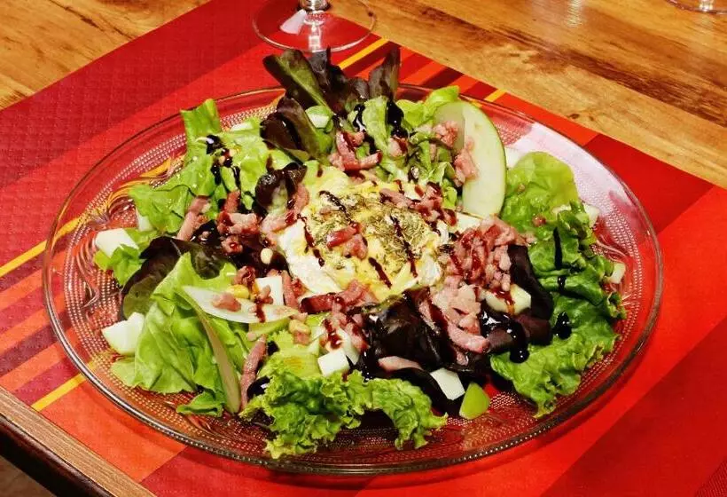 Hotelli Auberge Le Romarin