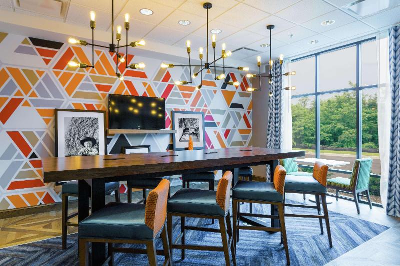 בית מלון כפרי Hampton Inn Cumberland