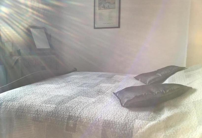 펜션 Chambre D Hôtes Domaine Des Patrus