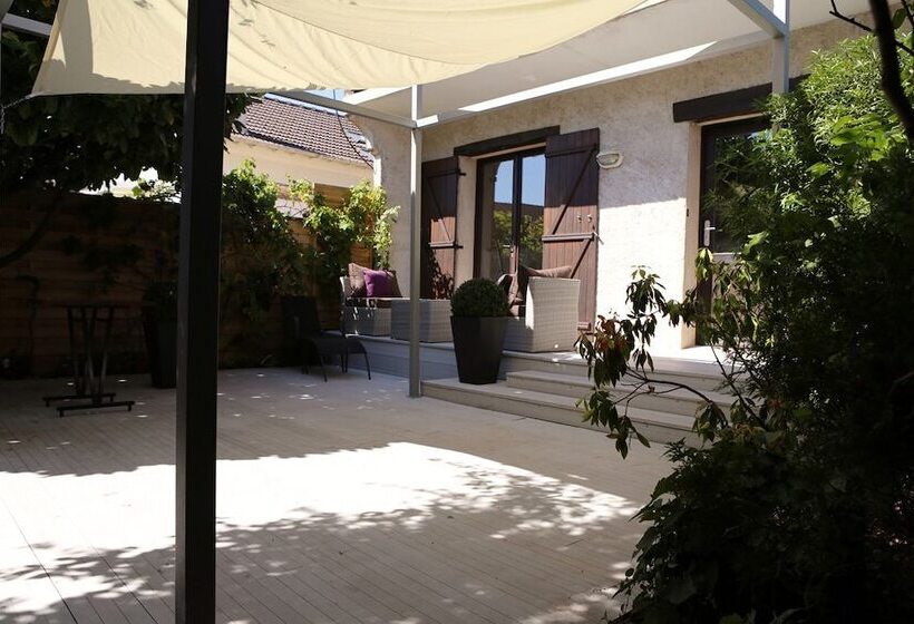 پانسیون Du Côté De Chez Jos