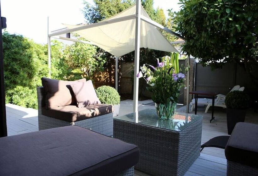 پانسیون Du Côté De Chez Jos