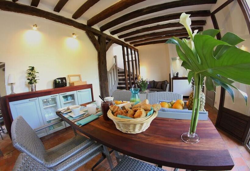 پانسیون Du Côté De Chez Jos