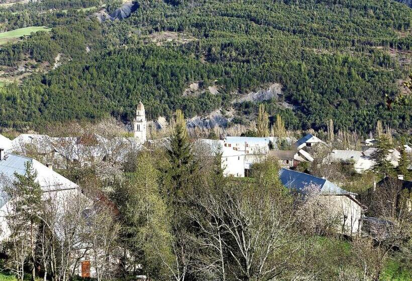 پانسیون La Bousquetière