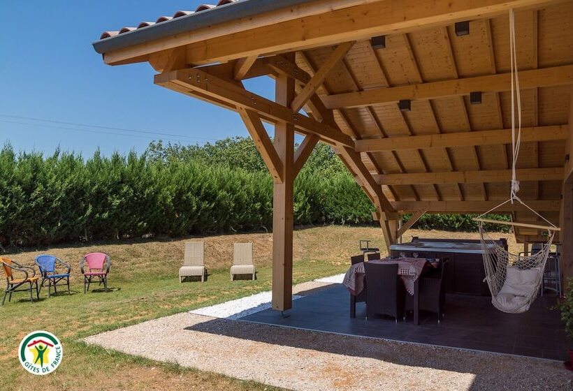 פנסיון Le Val Des Sens