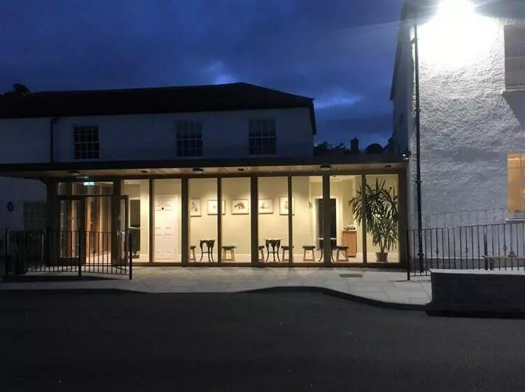 ユースホステル The Drayton Crown