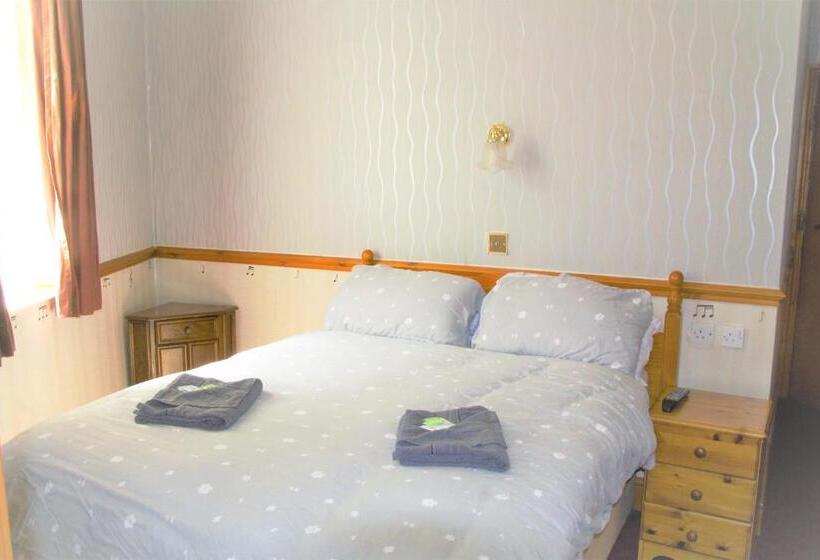 تختخواب و صبحانه Pine Lodge