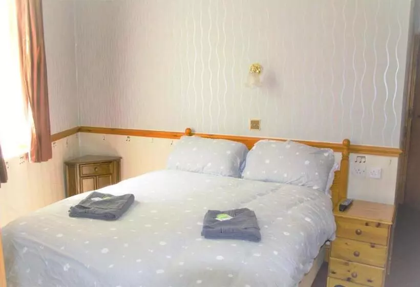 تختخواب و صبحانه Pine Lodge