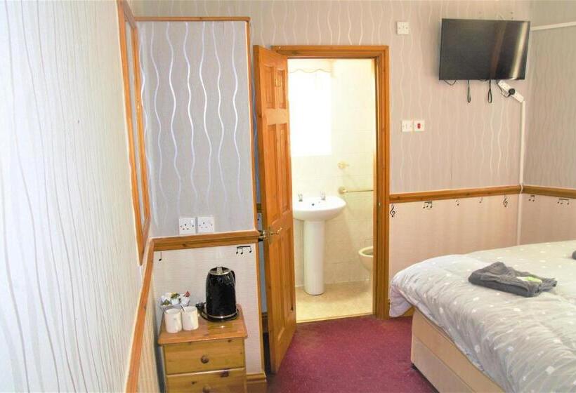 تختخواب و صبحانه Pine Lodge