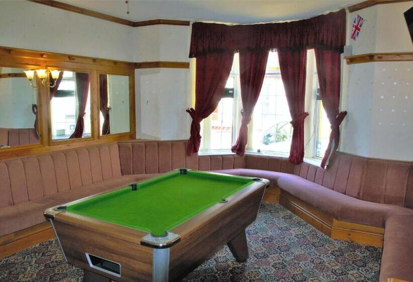 تختخواب و صبحانه Pine Lodge