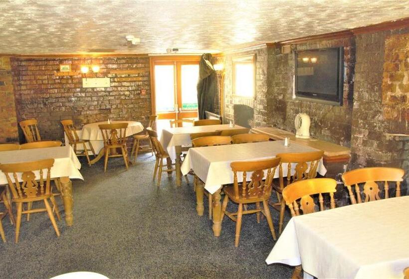 تختخواب و صبحانه Pine Lodge