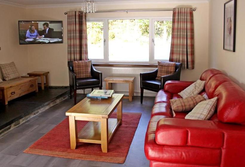 مبيت وإفطار Silverbridge Lodge